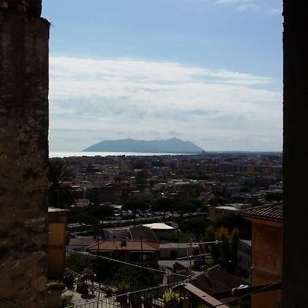 Torrione San Lorenzo I Terracina Exterior photo