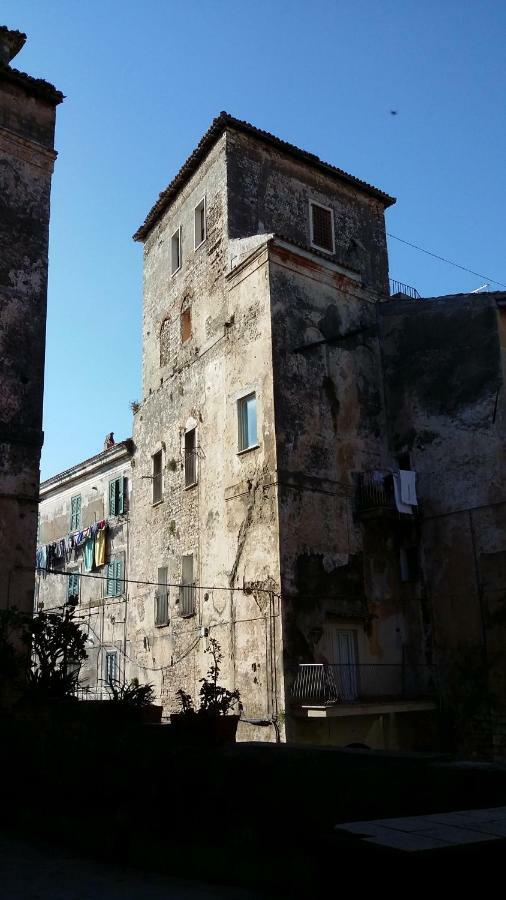 Torrione San Lorenzo I Terracina Exterior photo